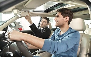 Schedule a test drive at Nissan Cárdenas in Cárdenas, Tabasco, México.